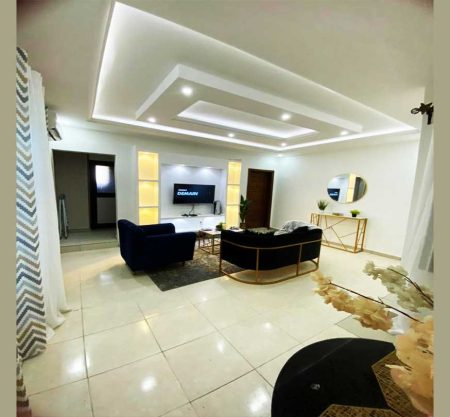 Appartements et studios meublés au Cameroun