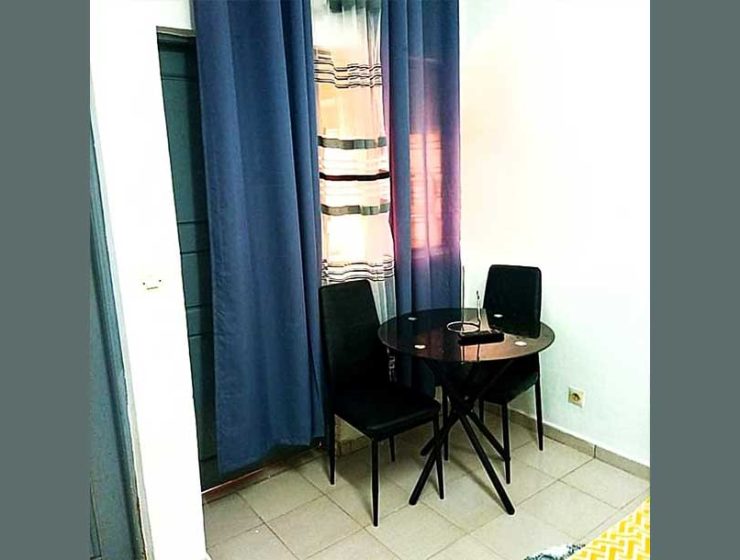 Appartements et studios meublés au Cameroun