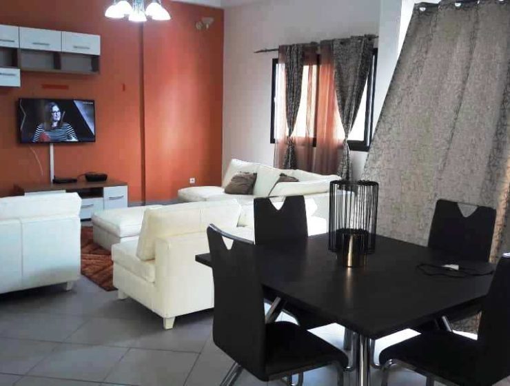 Appartements et studios meublés au Cameroun