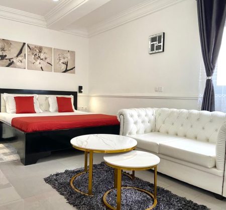 Appartements et studios meublés au Cameroun