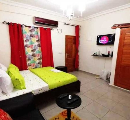 Appartements et studios meublés au Cameroun