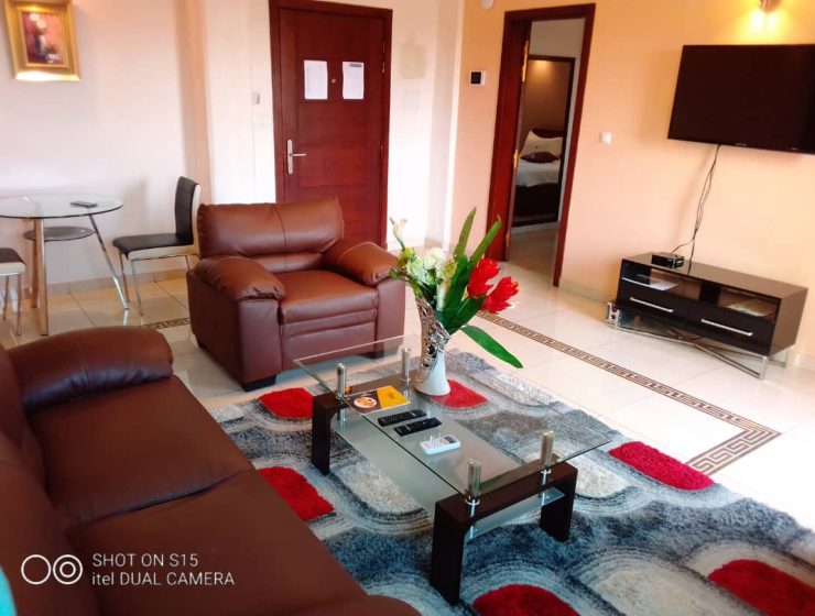 Appartements et studios meublés au Cameroun